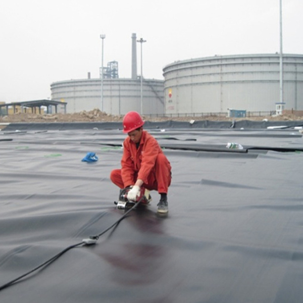 Geomembrane oil tank area seepage prevention construction site1